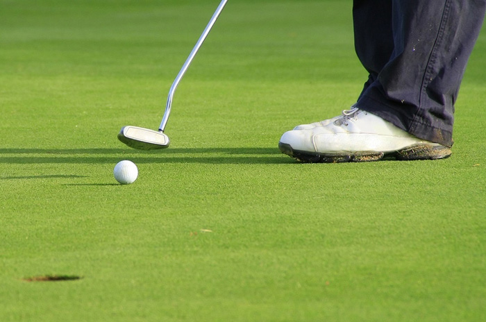 Hypnotherapy can improve your putting stroke